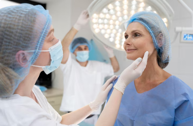 Best Plastic Surgeon in Gaur City