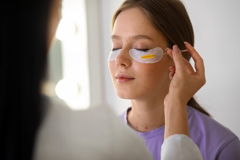 Best Dark Circles Reduction Treatment in Noida Extension